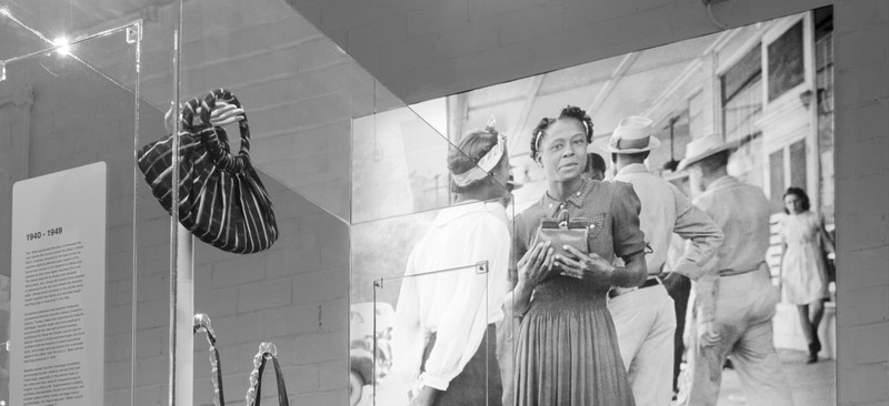 Display at the Esse Purse Museum
(Photograph by Nancy Nolan; courtesy of the Esse Purse Museum)