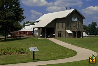 Dortch Gin Building 
(Photo courtesy of Arkansas State Parks)