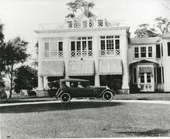 car, wheel, house, black and white, grass, tree 