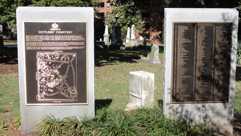 Old Settlers' Cemetery Information Plaques