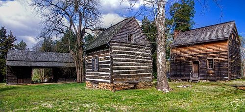 Tannenbaum Historic Park offers a recreation of the Hoskins Farm where General Greene's American militia battled against General Cornwallis and the British troops.