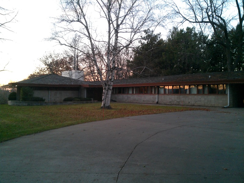 The Duey and Julia Wright House