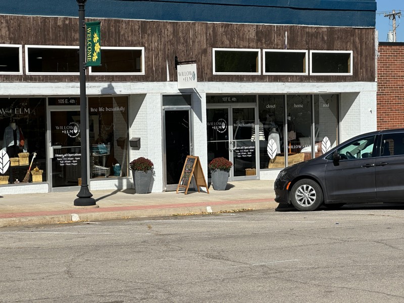 Automotive parking light, Tire, Wheel, Car