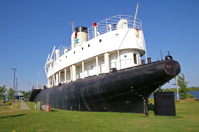 Rear view of the Meteor