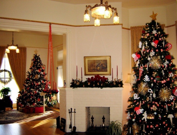 Petersen House during Christmas