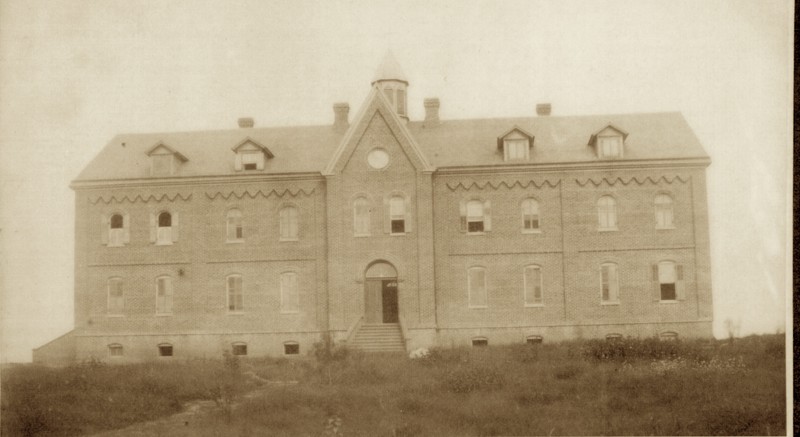 Estate, Medieval architecture, Historic house, Turret