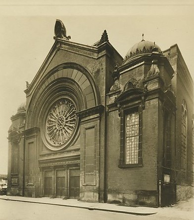 Rodef Shalom Synagogue built in 1901 to replace original.