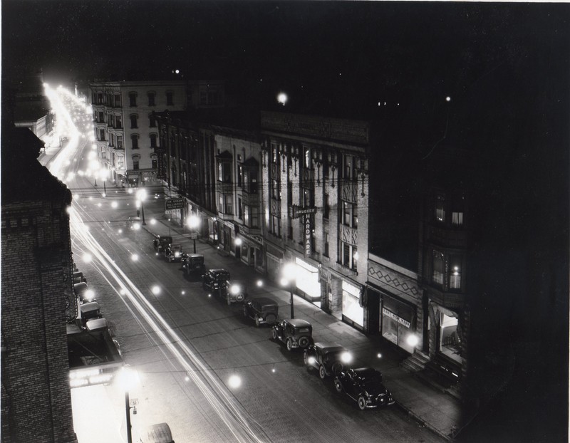 Pictured right to left: the London Hotel, Peters Block("hardware" sign), and Ryan Building.