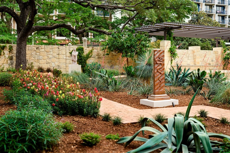 Sculpture Yard (Photo courtesy of the Briscoe Western Art Museum)