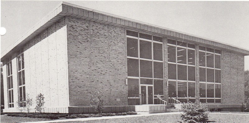 Shaw Memorial Library