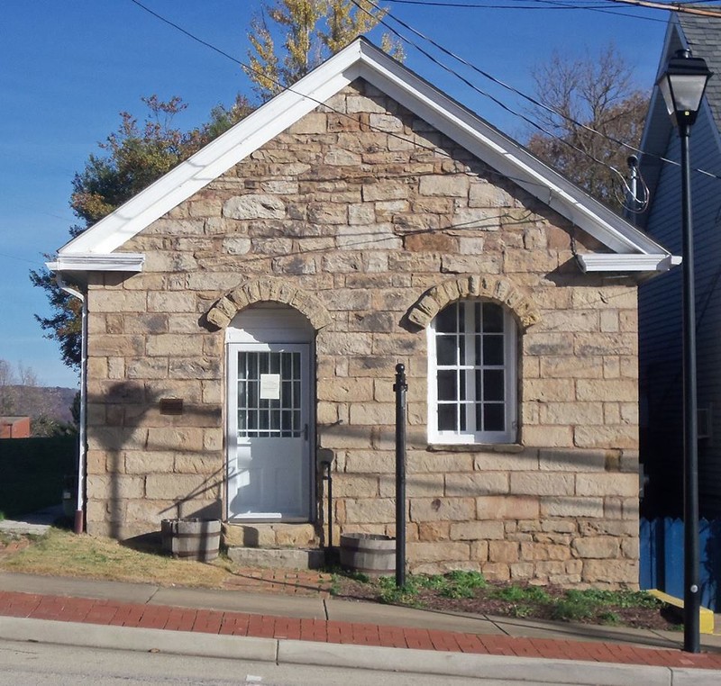 The old bank building that now is home to the museum.