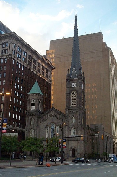 A view of the Old Stone Church today.