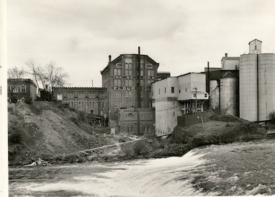 .The mill and river in earlier times.