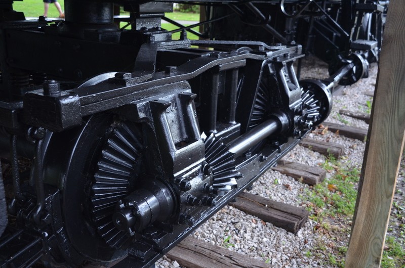 Showing the direct gear drive on the wheels.