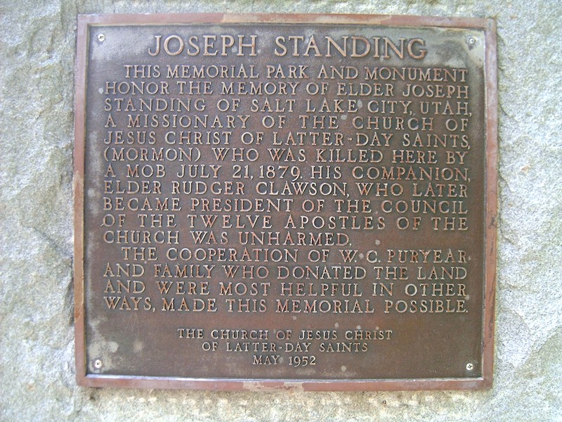 Plaque on monument 