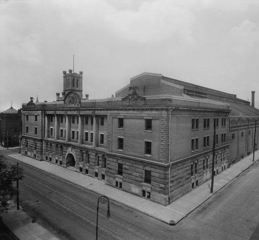 Jefferson County Armory, Louisville, Kentucky, 1921. Photo taken by 	Caufield & Shook, http://digital.library.louisville.edu/cdm/ref/collection/cs/id/1779