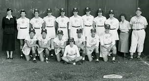 Kalamazoo Lassies team photo, c. 1950s