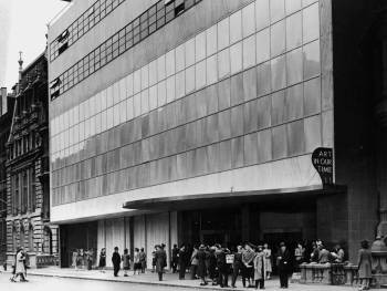 The Museum of Modern Art in 1939, shortly after moving to the location it still occupies.