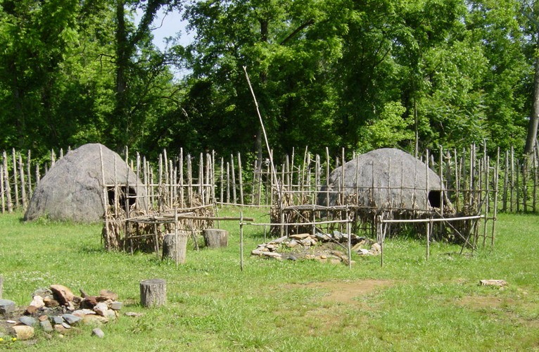 When excavating, archaeologist from the University of North Carolina found a small village consisting of about twelve wigwam houses. Two of these wigwam houses were recreated for the current Occaneechi Village.