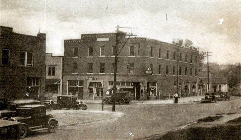 Building, Wheel, Tire, Car