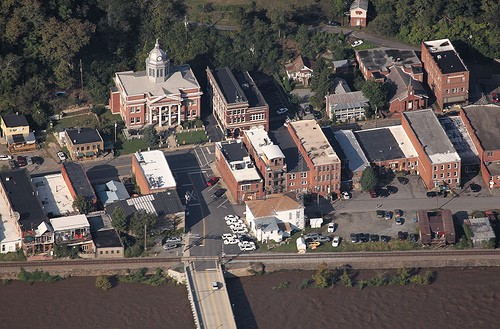 Ariel view of the Marshall Courthouse