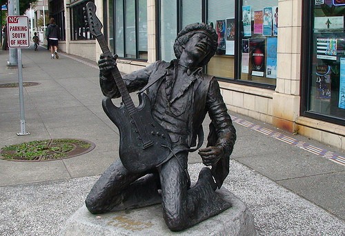 Jimi Hendrix Statue