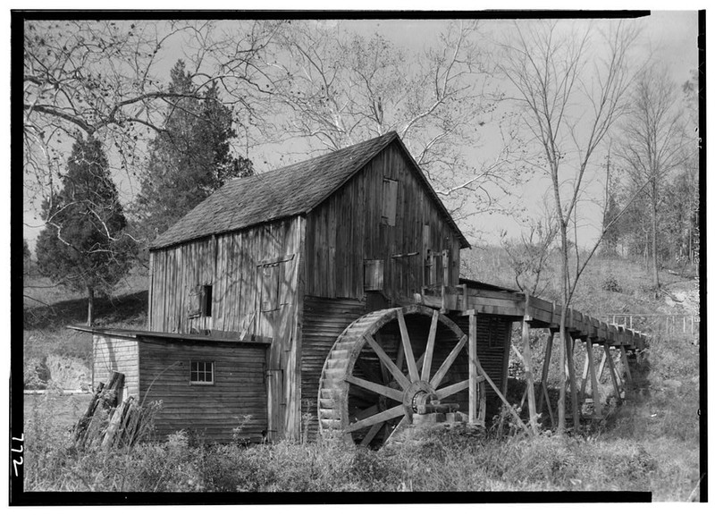 HABS Photograph 2, Piney Branch Water Mill in 1930s with frame additions