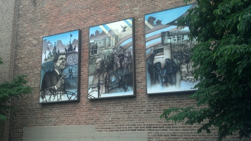 Murals at Reagan Peace Park