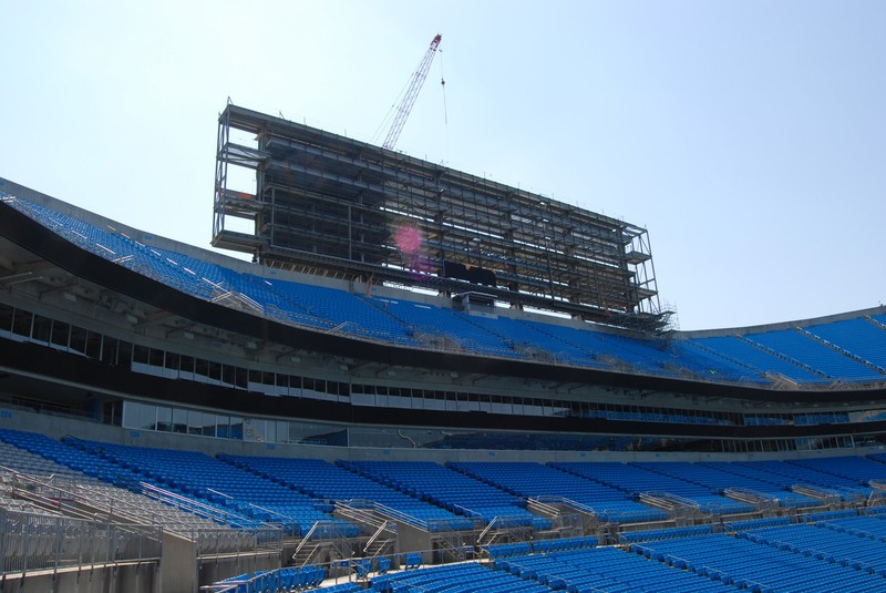 Construction of the new video boards in 2014