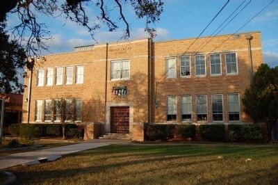 Blackshear Elementary School exterior 