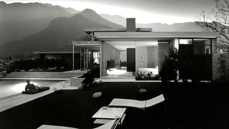 Julius Shulman Photo of the Kaufmann House, Late 1940s