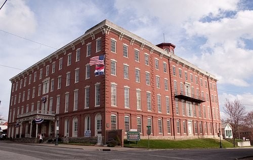 The hotel later became the St. Joseph Female College and a garment factory that operated until the 1950s.