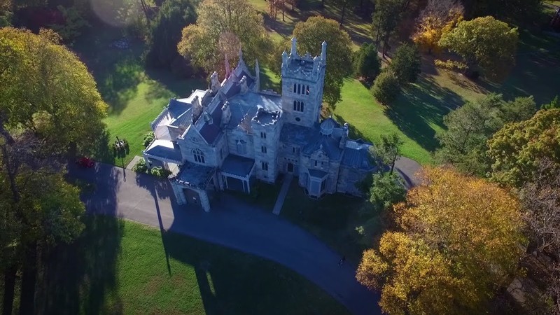 Lyndhurst Mansion, aerial view