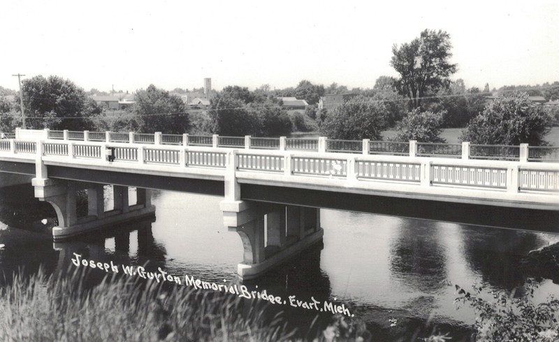 Joseph W. Guyton Memorial Bridge, postcard view, ca. 1940