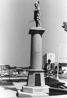 Monument as it looked in 1980. Courtesy of the South Carolina Department of Archives and History