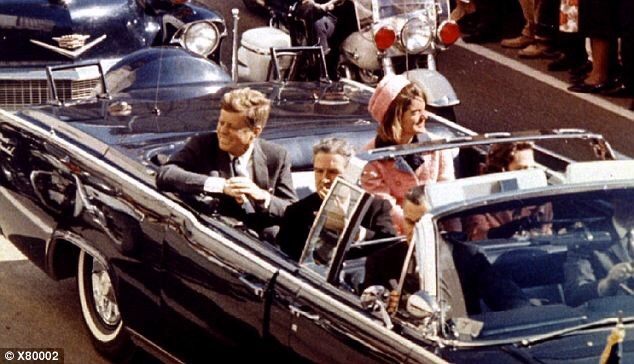 The presidential motorcade on November 22, 1963