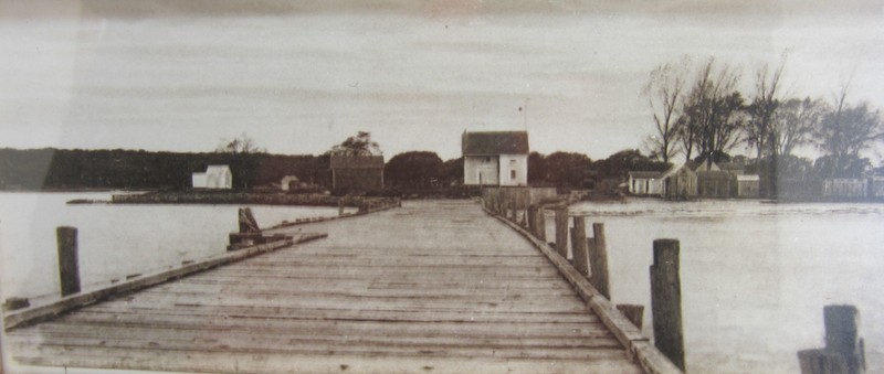 Southold Wharf at Founders Landing
