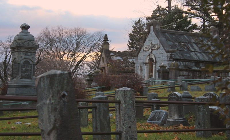 Sleepy Hollow Cemetery 