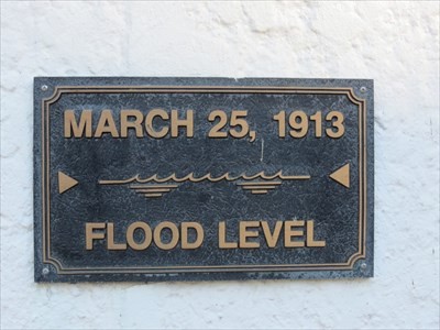 This flood level marker is located on the side of the Edwin Smith House in downtown Dayton. 