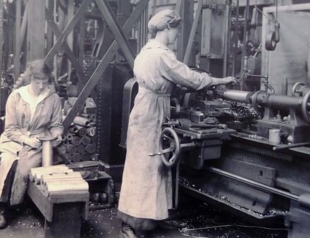 Industrial Revolution worker, women working at Woolrich Arsenal London, UK 1917