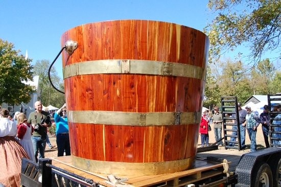 It certainly looks like the world's largest cedar bucket.