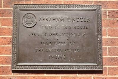 Lincoln marker on the Petersen House, "The House Where Lincoln Died."