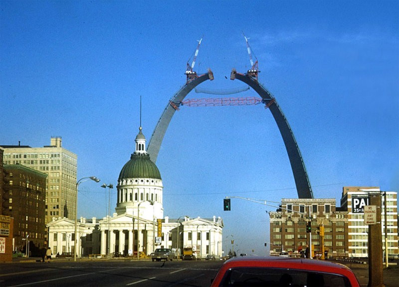 Old Courthouse & The Arch, 1965 