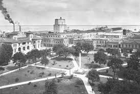 The Plaza in 1905