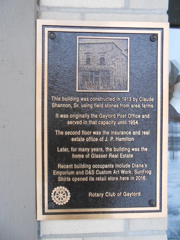 Font, Commemorative plaque, Wood, Public utility