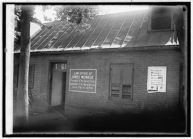 The museum building (previously believed to have been James Monroe's law office) in 1922