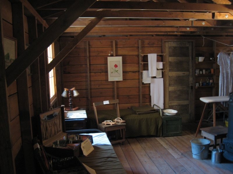 Replica of a residence within an internment camp.