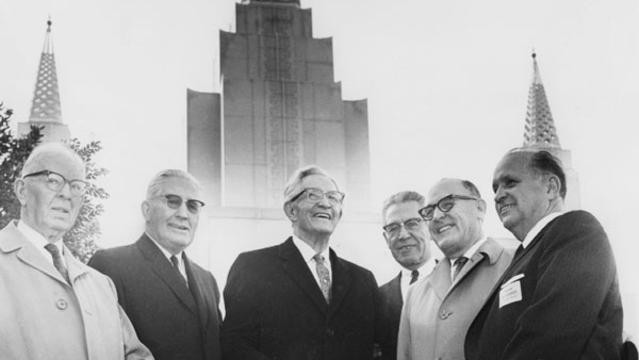 Dedication in 1964. President Joseph Fielding Smith, President Hugh B. Brown, Church President David O. McKay, President N. Eldon Tanner, President O. Leslie Stone and temple president Delbert F. Wright. Photo courtesy of the LDS Church. 