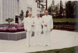 1989 dedication. First Presidency L-R: Gordon B. Hinckley (Counselor), who dedicated the temple, President Ezra Taft Benson and Thomas S. Monson (Counselor and now current church President)