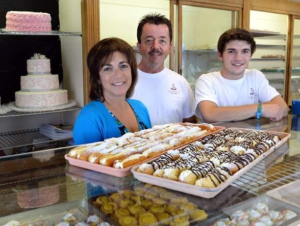 Robin Williams (owner) and his family